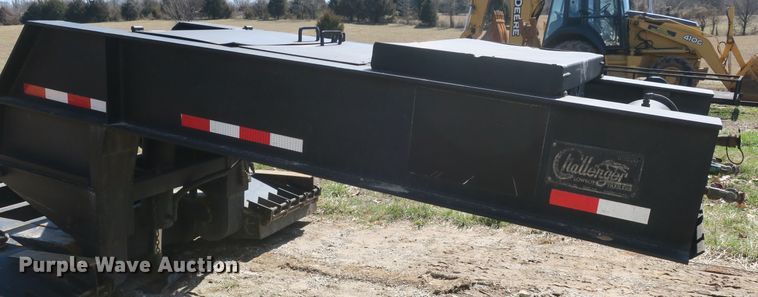 image for item DF5083 1995 Witzco Challenger RG35 lowboy equipment trailer