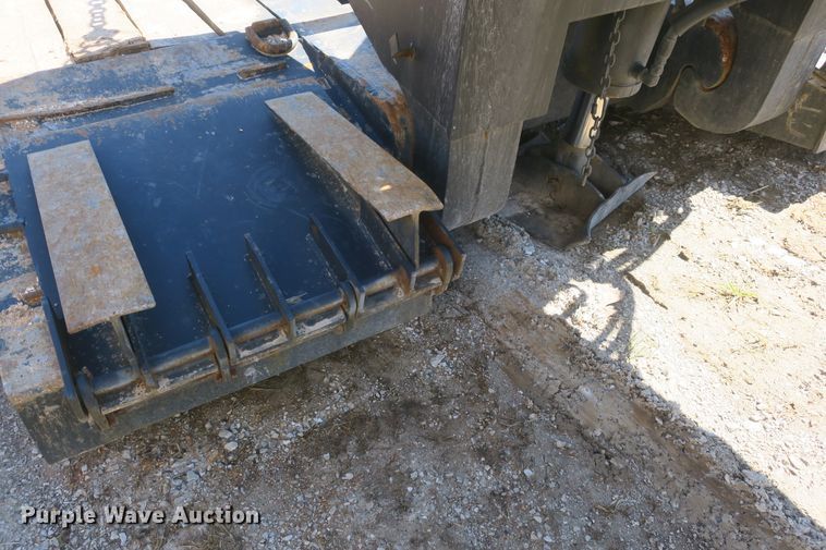 image for item DF5083 1995 Witzco Challenger RG35 lowboy equipment trailer