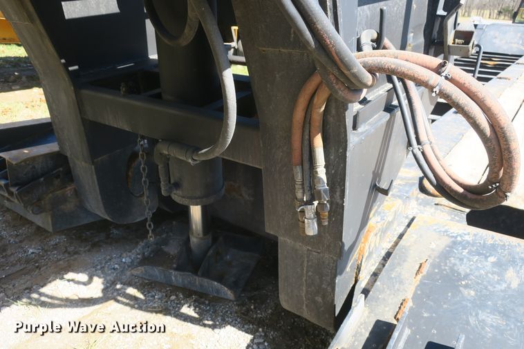 image for item DF5083 1995 Witzco Challenger RG35 lowboy equipment trailer