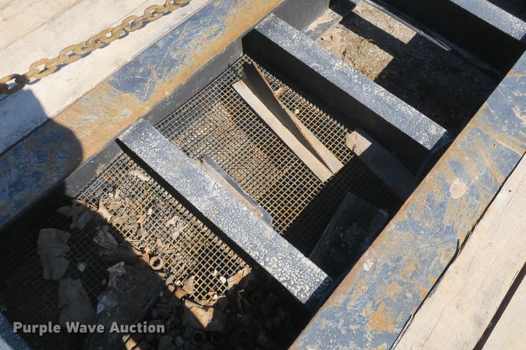 image for item DF5083 1995 Witzco Challenger RG35 lowboy equipment trailer