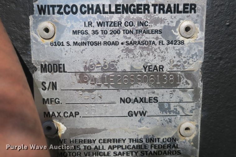 image for item DF5083 1995 Witzco Challenger RG35 lowboy equipment trailer