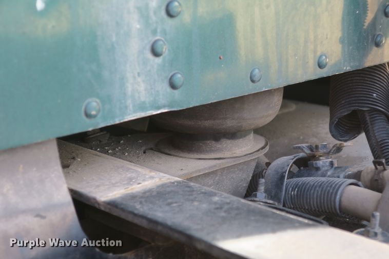 image for item DF5091 2011 Kenworth T660 semi truck