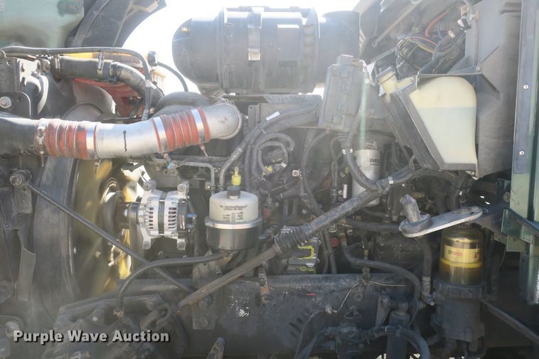 image for item DF5091 2011 Kenworth T660 semi truck