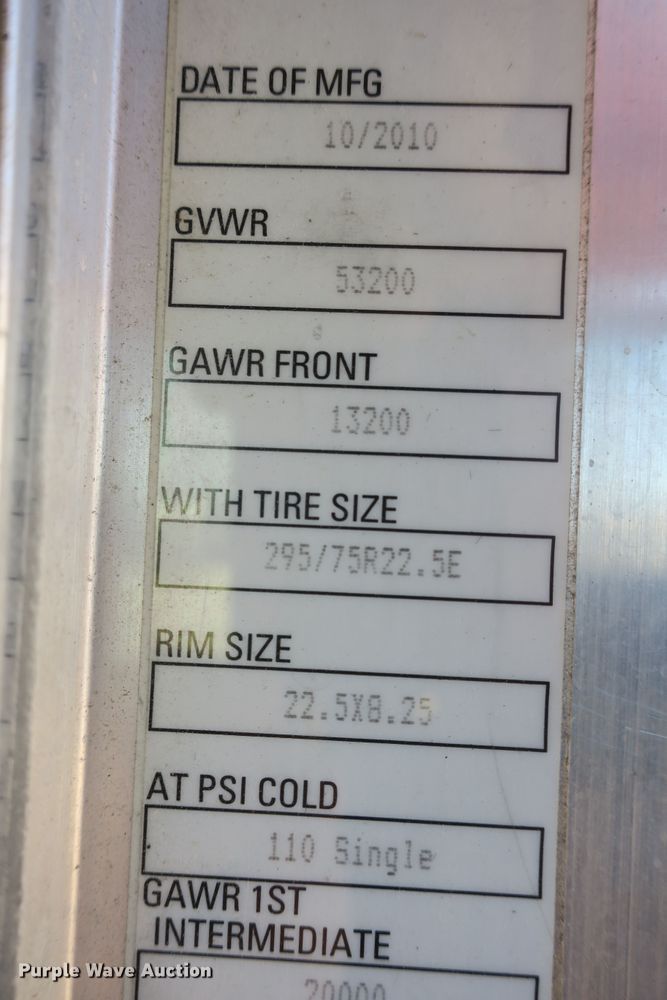 image for item DF5091 2011 Kenworth T660 semi truck