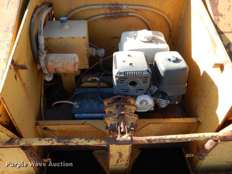 image for item DF7402 1996 Load King 503 PHD lowboy equipment trailer