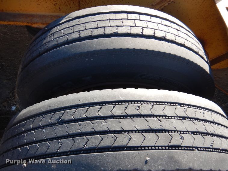 image for item DF7402 1996 Load King 503 PHD lowboy equipment trailer