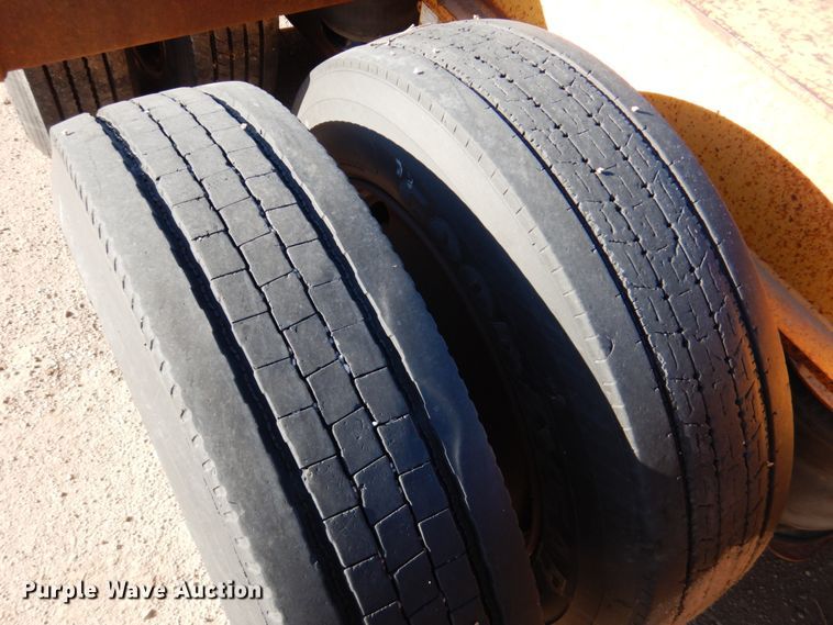 image for item DF7402 1996 Load King 503 PHD lowboy equipment trailer