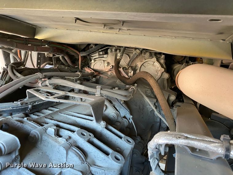 image for item DG7105 2017 Freightliner Cascadia 125 semi truck