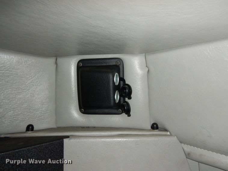 image for item DH2380 2015 Western Star 4900SB semi truck