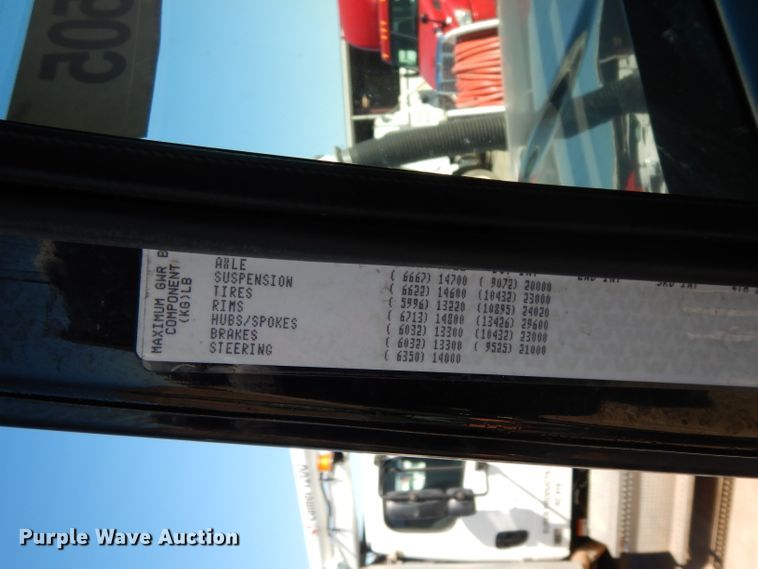 image for item DH2380 2015 Western Star 4900SB semi truck