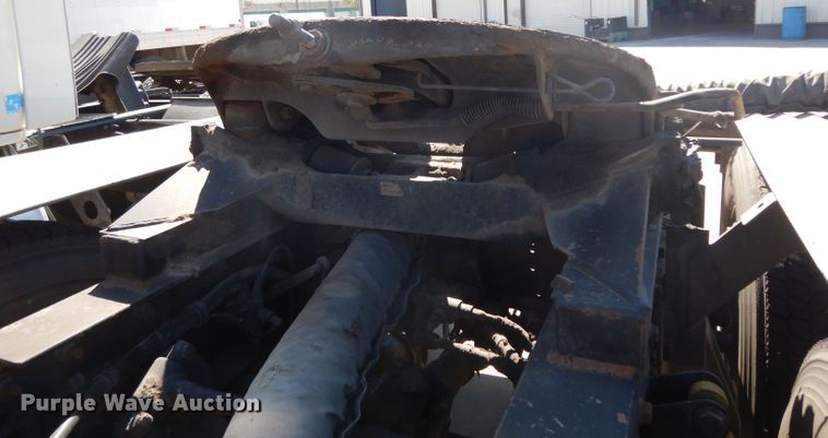 image for item DH2380 2015 Western Star 4900SB semi truck