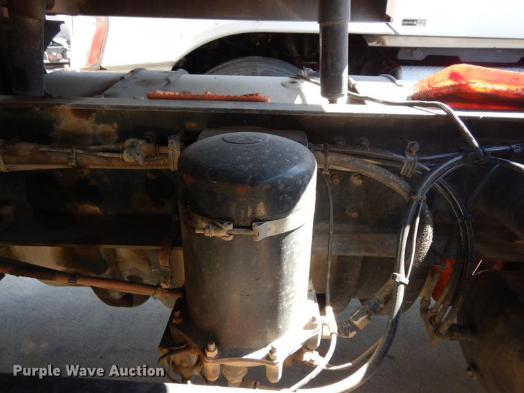 image for item DH2380 2015 Western Star 4900SB semi truck