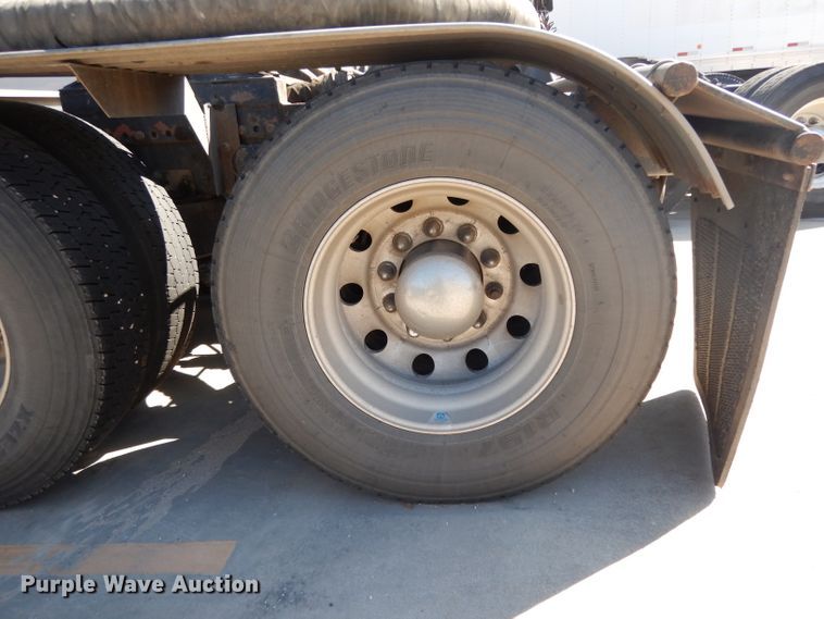 image for item DH2380 2015 Western Star 4900SB semi truck