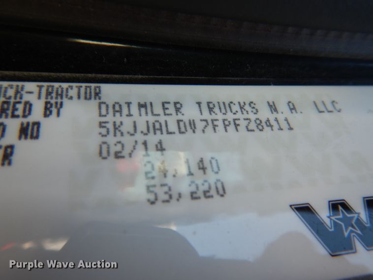 image for item DH2380 2015 Western Star 4900SB semi truck
