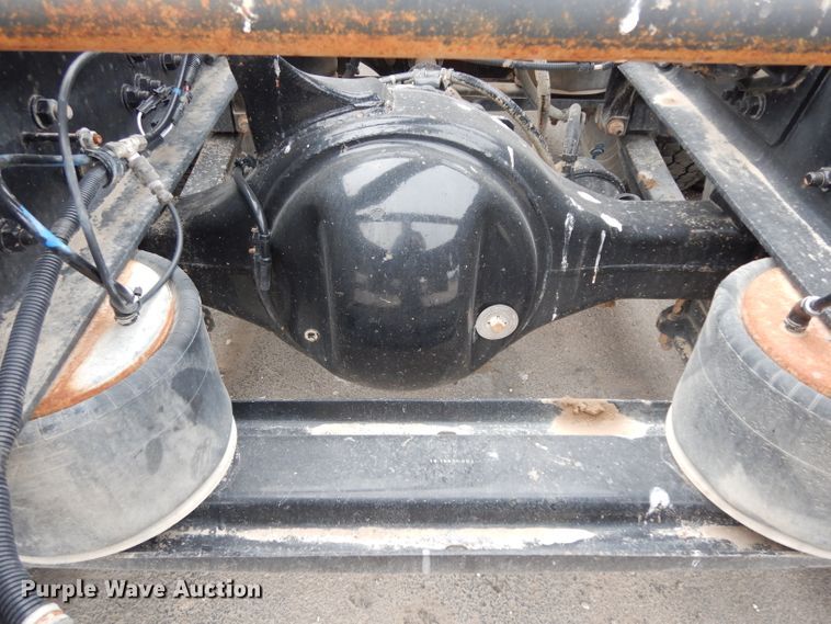 image for item DH2382 2014 Western Star 4900SB semi truck