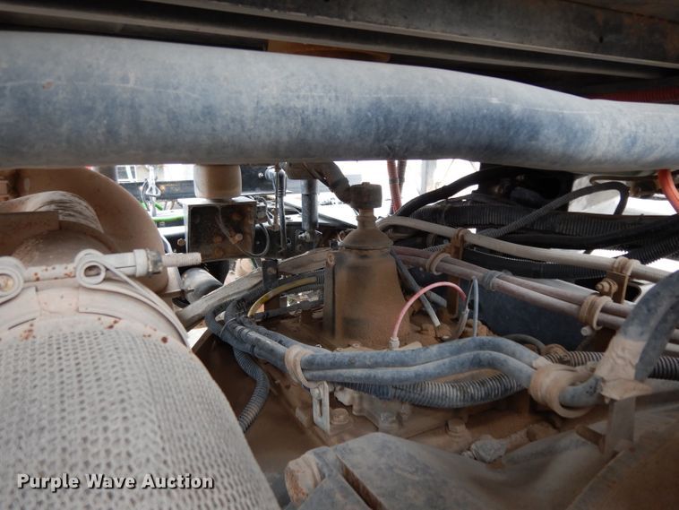 image for item DH2382 2014 Western Star 4900SB semi truck