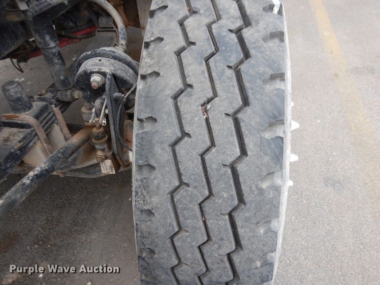 image for item DH2382 2014 Western Star 4900SB semi truck