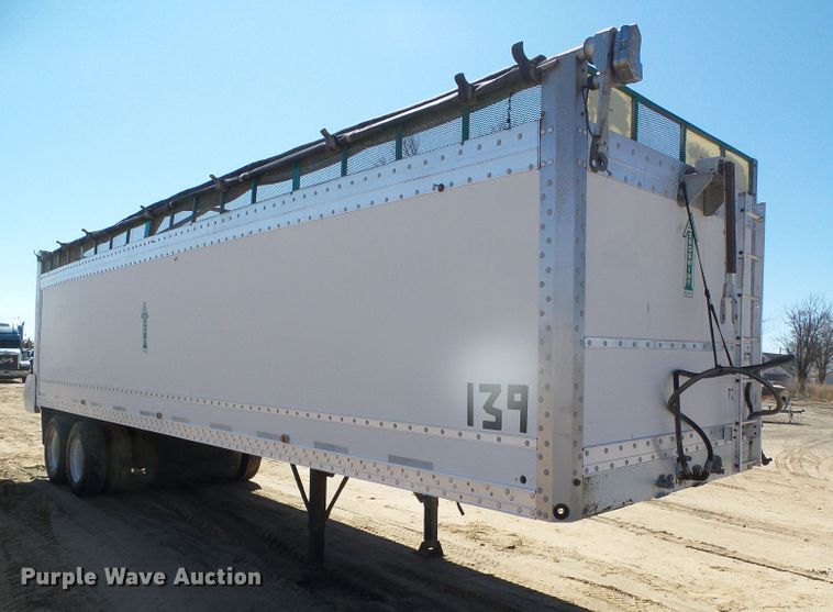 image for item DH4814 2010 Aeroswint silage trailer