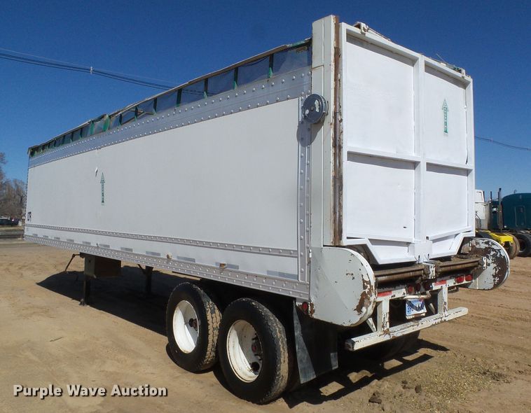 image for item DH4814 2010 Aeroswint silage trailer