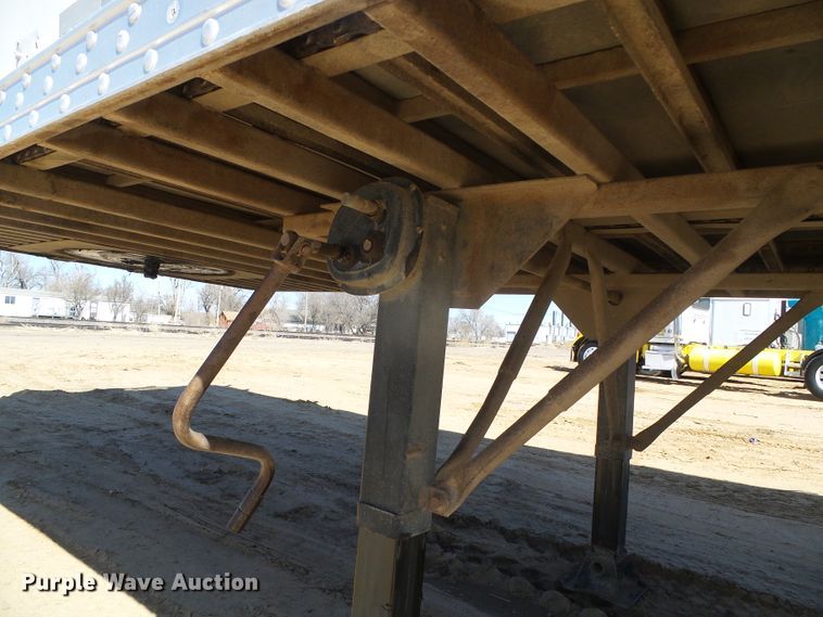 image for item DH4814 2010 Aeroswint silage trailer