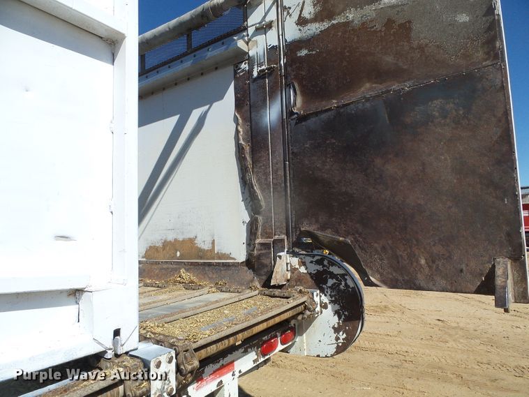 image for item DH4814 2010 Aeroswint silage trailer