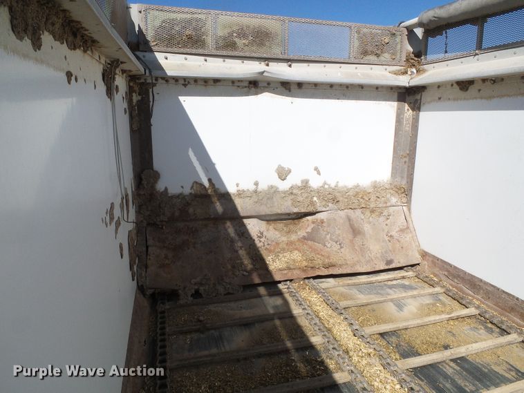 image for item DH4814 2010 Aeroswint silage trailer