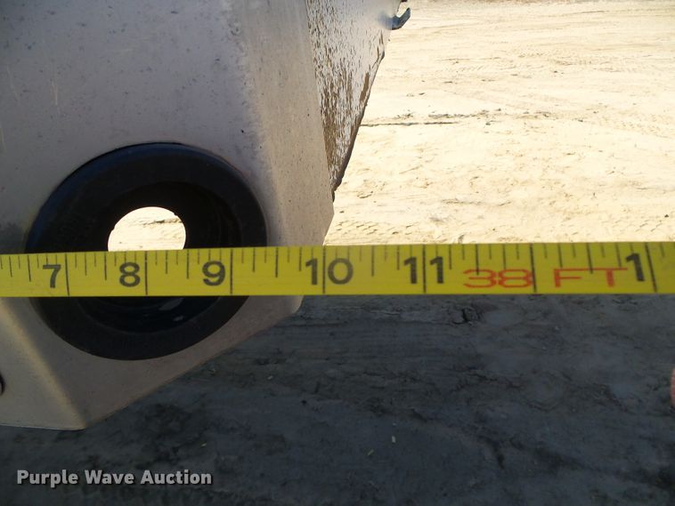 image for item DH4814 2010 Aeroswint silage trailer