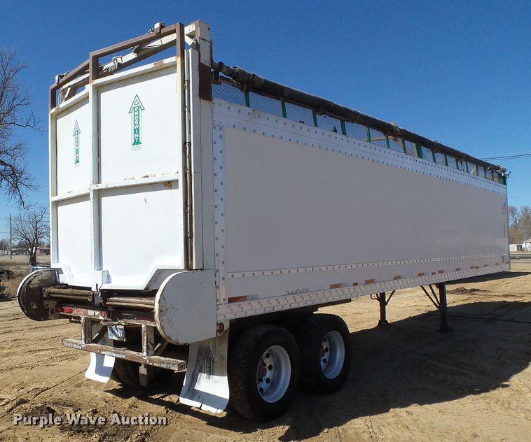 image for item DH4815 2011 Aeroswint silage trailer