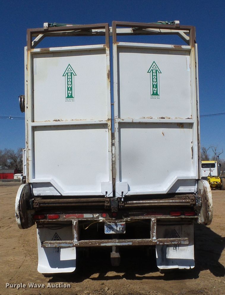 image for item DH4815 2011 Aeroswint silage trailer