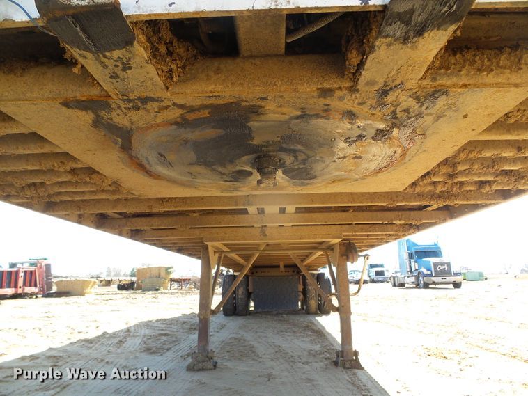 image for item DH4815 2011 Aeroswint silage trailer