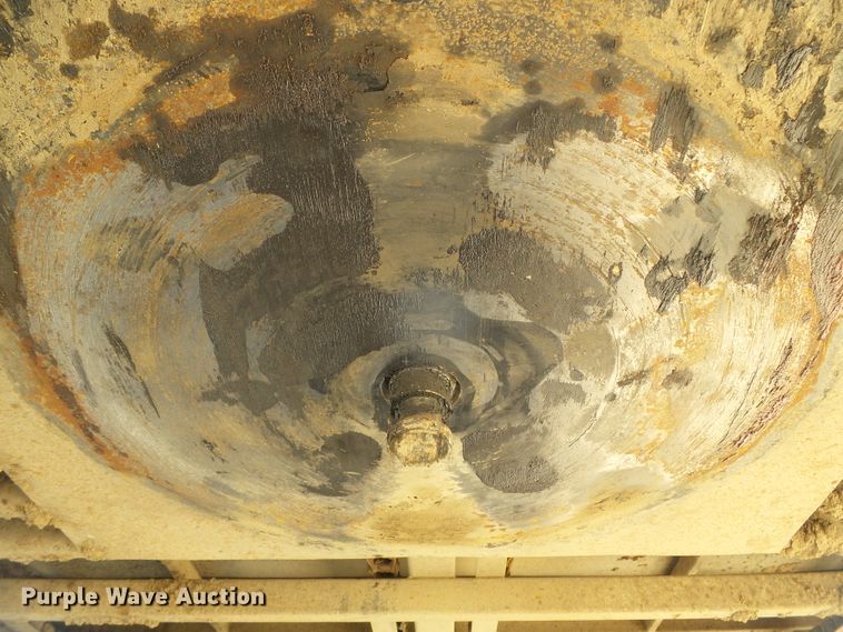 image for item DH4815 2011 Aeroswint silage trailer