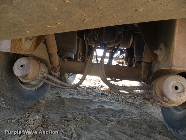 image for item DH4815 2011 Aeroswint silage trailer