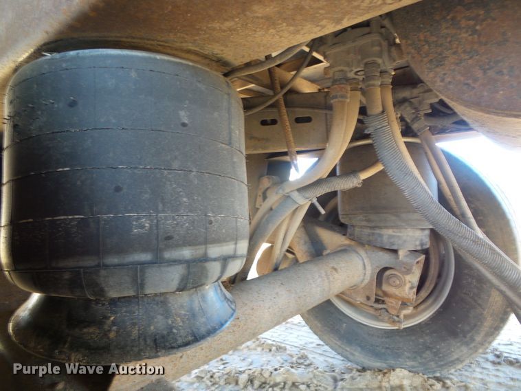 image for item DH4815 2011 Aeroswint silage trailer