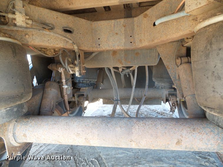 image for item DH4815 2011 Aeroswint silage trailer