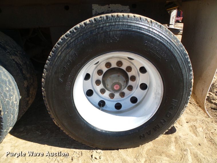 image for item DH4815 2011 Aeroswint silage trailer