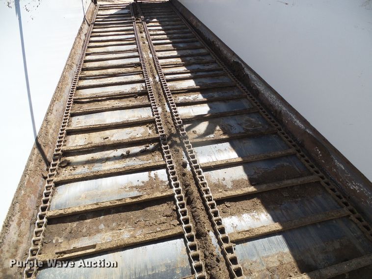 image for item DH4815 2011 Aeroswint silage trailer