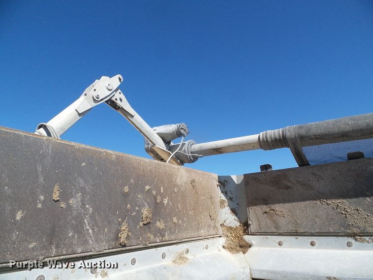 image for item DH4815 2011 Aeroswint silage trailer