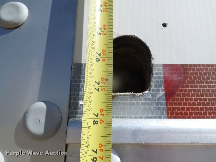 image for item DH4815 2011 Aeroswint silage trailer