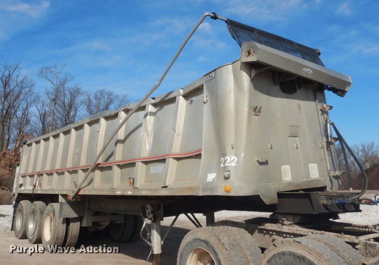 image for item DH5087 1995 East end dump trailer
