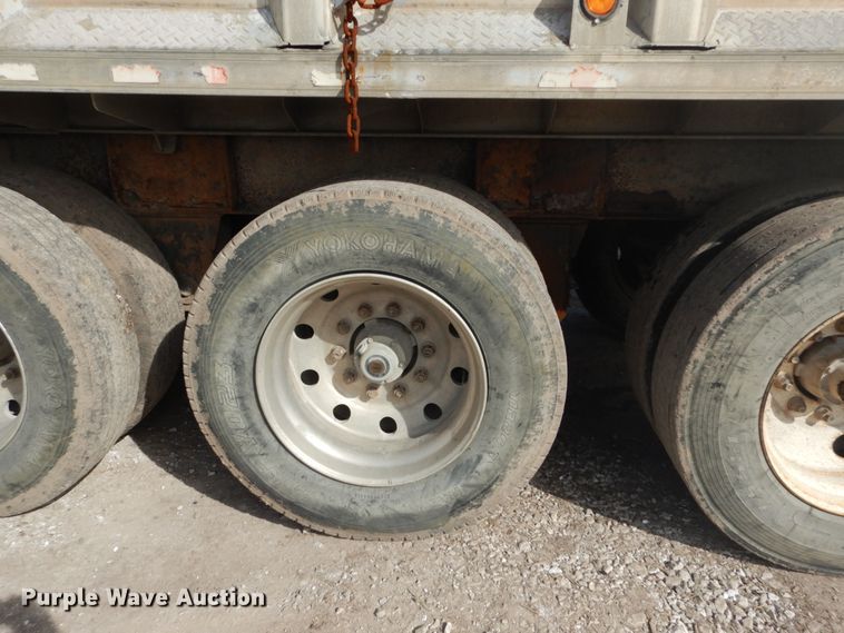 image for item DH5087 1995 East end dump trailer