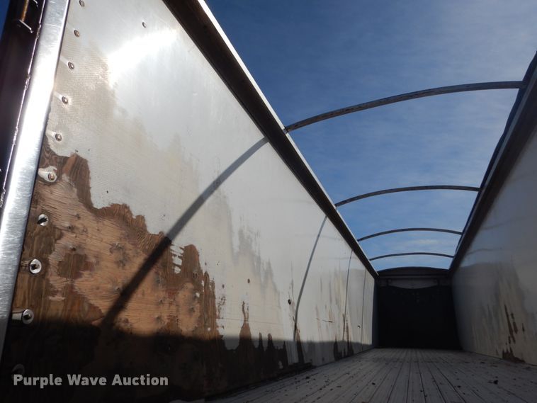 image for item DH5088 2007 Wilkens live bottom trailer