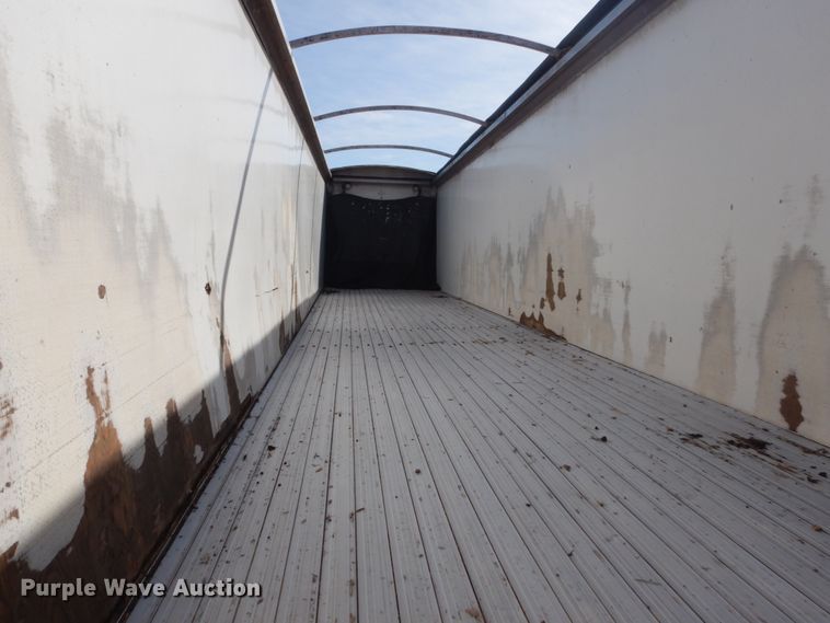 image for item DH5088 2007 Wilkens live bottom trailer