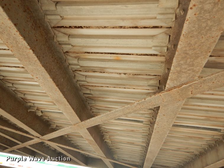 image for item DH5088 2007 Wilkens live bottom trailer