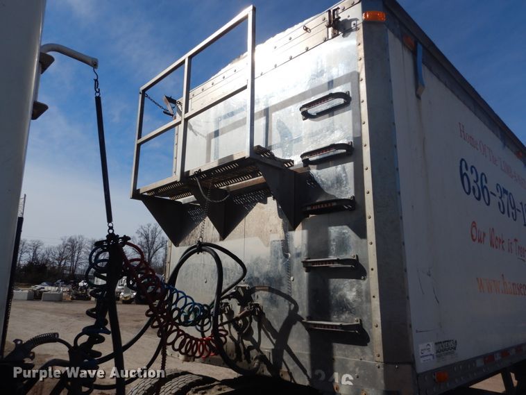 image for item DH5088 2007 Wilkens live bottom trailer