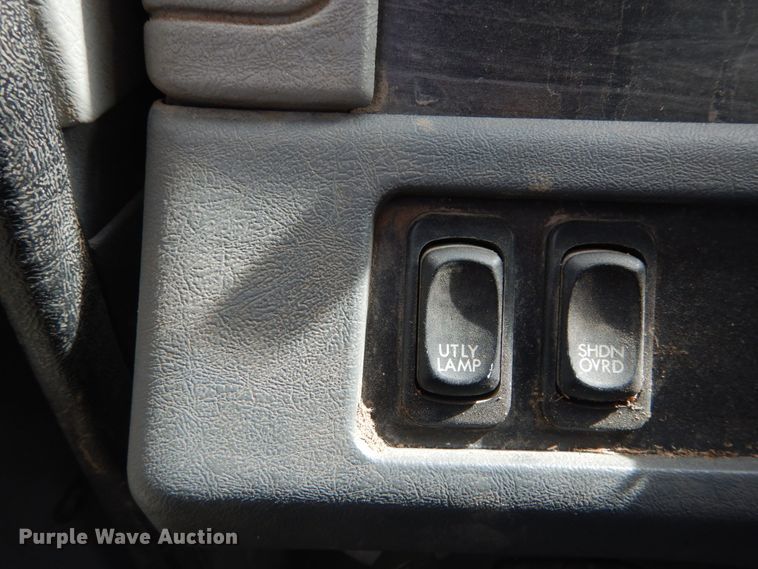 image for item DH5092 2008 Freightliner Columbia semi truck