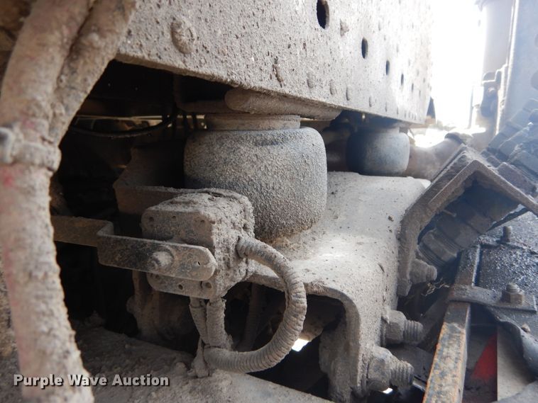 image for item DH5092 2008 Freightliner Columbia semi truck