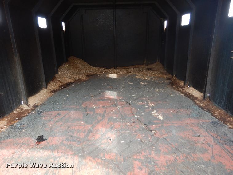 image for item DH5093 1999 GMC C6500 chip bed truck