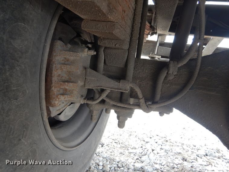 image for item DH5093 1999 GMC C6500 chip bed truck