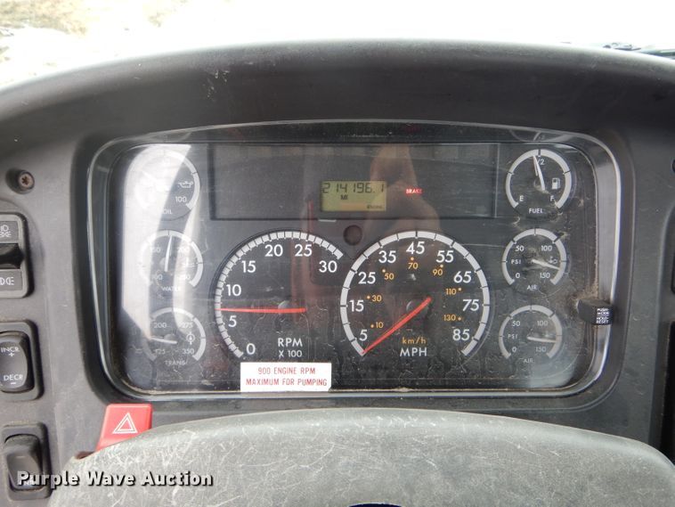 image for item DH6478 2005 Freightliner M2 truck cab and chassis