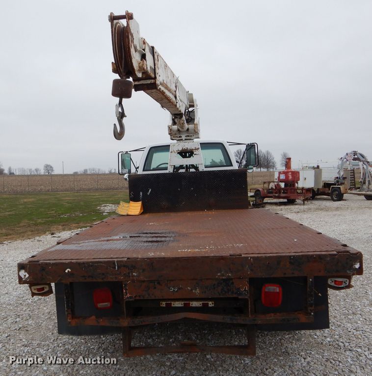 image for item DH6479 1995 Chevrolet C5500 crane truck